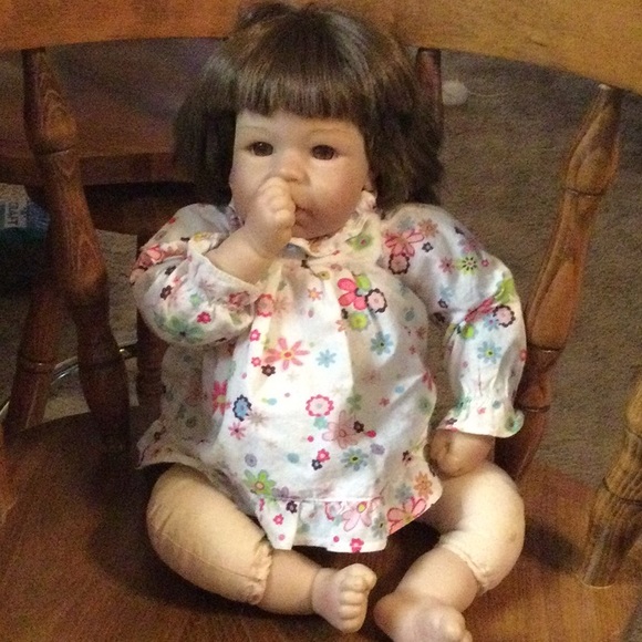 Baby Catherine Middleton Doll by Reva - Picture 2 of 7